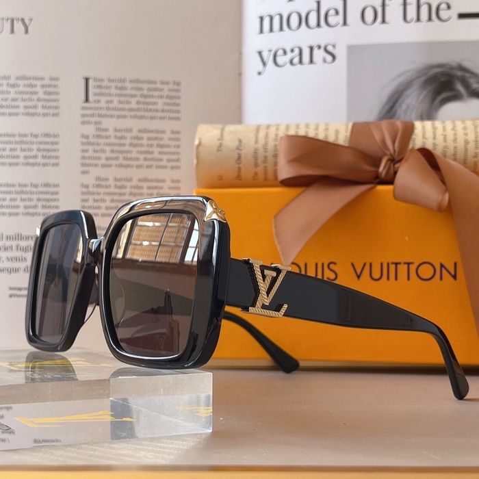 Louis Vuitton Sunglasses Top Quality LVS00156